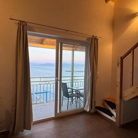 Avra Benitses Apartment *